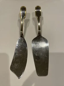 Inoxbeck Kuchen-/Tortenheber Ausstecher Italien Goldrand Edelstahl Silberbesteck 2 Stück - Bild 1 von 3