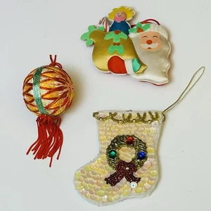 Vintage 3 Ornamente House Of Hatten Perlen Pailletten Strumpf Satin Weihnachtsmann Schnur Ball - Bild 1 von 15