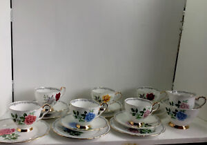 Royal Standard Lyndale Pattern Fine Bone China Tea Cups & Saucers Look in VGC