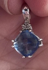 10k Necklace Pendant - Picture 1 of 6