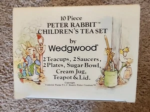 Vintage Peter Rabbit Porcelain Tea Set Original Box 10 Pieces by Wedgewood - Picture 1 of 8