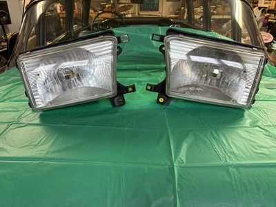 1996-2001 3rd Generation Toyota 4Runner Headlights Pair New Bulbs OEM - Image 1 of 4