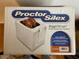 Proctor-Silex 22475 WHITE Bagel Smart 2-Slice Toaster New-in-Box - Picture 1 of 2