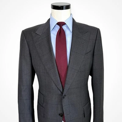Blazer a cuadros Tom Ford | Solapa pico | $4995 | 40 Foto 1 de 4