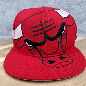 Chicago Bulls Mütze Cap Snap Back rot großes Logo NBA Basketball Mitchell & Ness Herren - Bild 1 von 10