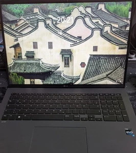 LG Gram 17" Zoll Highend Notebook Intel® Core™ i7 16GB LPDDR5 RAM 1TB SSD Win11 - Bild 1 von 3