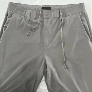 Men’s Fabletics Pants Snap And Drawstring Grey Large  - Picture 1 of 16