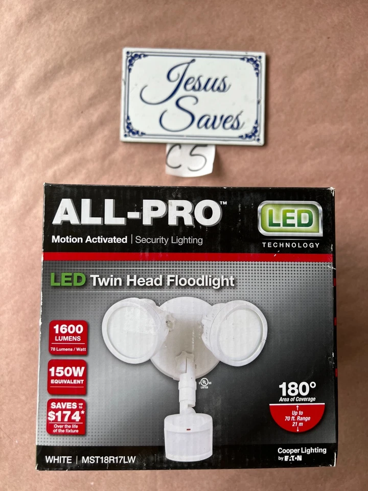 New Cooper MST18R17LW White LED Twin Flood Light Motion Activated 180         C5 - Image 1 of 1
