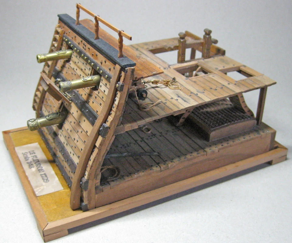 sezione armata nave vascello LE FLEURON 1729 scala 1:48 - Immagine 1 di 4