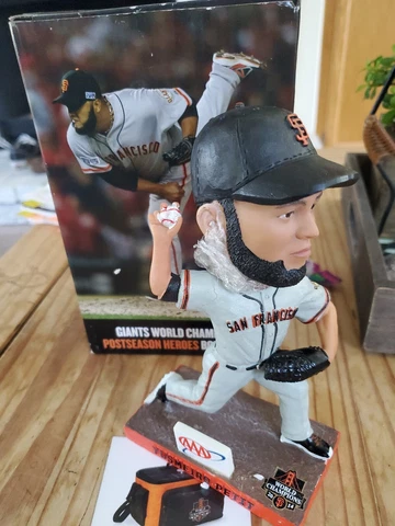 NEW IN BOX Yusmeiro Petit San Francisco Giants 2014 Postseason Heroes Bobblehead Cover