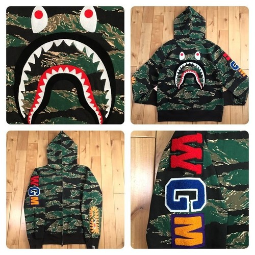 A BATHING APE (BAPE) Felpa con cappuccio e zip intera BAPE Tiger Camo RICAMO Shark A Bathing Ape taglia M USATA JP
