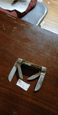 cuchillo plegable Foto 1 de 2