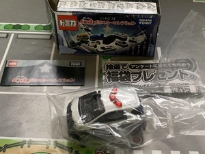 Tomica Lottery 18 Gensatsu Police Car Collection Iq Minicar - Picture 1 of 12