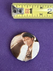 Vintage Michael Jackson Thriller Pin Button - Picture 1 of 2