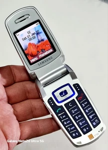 Samsung SGH-E700 (Unlocked) Flip Mobile Phone Excellent Working Condition - Picture 1 of 13