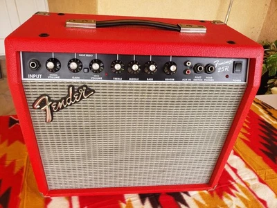 FENDER FRONTMAN 25R TEXAS RED with FOOTSWITCH 25-Watt 1x10 and Cover - Image 1 of 4