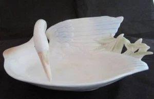Vtg Reclining SWAN Ceramic SOAP DISH Holder Vanity Classic Retro Elegant *FLAW* - Picture 1 of 6
