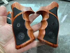 Nuevo agarre para empuñaduras cuadradas a tope de marco K/L de 5&W, madera dura a cuadros; Ksq10 - Imagen 1 de 10