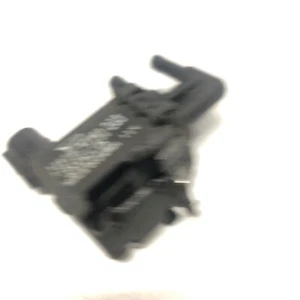 ⭐️ DAIHATSU TERIOS 1997-2006 GENUINE 1.3 PETROL VACUUM SOLENOID VALVE UNIT - Picture 1 of 2