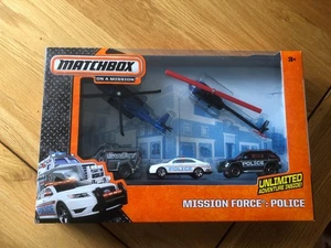 MATCHBOX MISSION FORCE POLICE 5PACK NEW - Picture 1 of 3