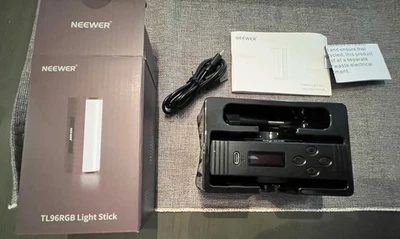 NEEWER TL96 RGB Barra de luz magnética de mano - ¡NUEVA, caja abierta! Foto 1 de 4