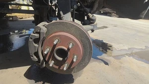 Spindle Knuckle Front CHEVY AVALANCHE 1500 Right 02 03 04 05 06 - Picture 1 of 2