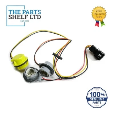 NEW GENUINE AUDI Q7 06-09 REAR TAIL LIGHT BULB CARRIER WITH CABLES 4L0945221B - Image 1 of 4