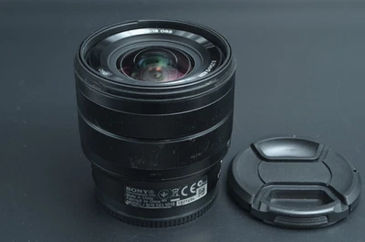 Lente zoom gran angular Sony SEL1018 E 10-18 mm f/4 OSS para montura E #F74 - Imagen 1 de 4