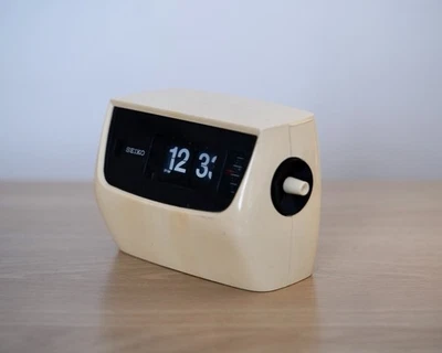 Seiko SDA-504 Vintage Analog Flip Clock & Alarm Tested Workinkg 60hz - Image 1 of 4