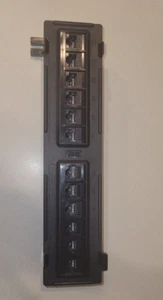 1 nowy 12-portowy pionowy panel krosowy sieciowy Cat6 RJ45 z uchwytem, punkt kupującego - Zdjęcie 1 z 6