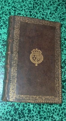 XVIII - ISAIE - LIVRE à SECRETS / Boite - ARMES DE FRANCE ET NAVARE  - Photo 1/4