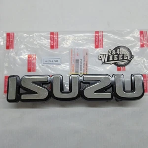 Isuzu Rodeo KB20 KB25 KB28 KB40 Trooper Front Grille Badge Emblem NEW GENUINE - Picture 1 of 5