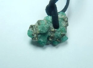 Roccia di Smeraldo Colombiana con Cristalli 26,00 Cts Minerale Naturale Grezzo Berillo Muzo M - Foto 1 di 12