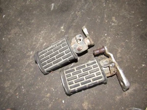 1984 yamaha xvz1200 venture royale front foot pegs - Picture 1 of 1