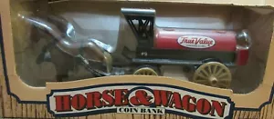 1990 Horse & Wagon True Value Coin Bank ERTL NIB - Picture 1 of 8