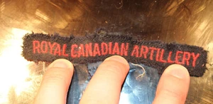 Post WW2 WWII Canada Royal Canadian Artillery Shoulder Titles Patche Vintage - Picture 1 of 1