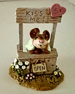 Wee Forest Folk M323 "KISSIN' KATIE" (C) 2005 DP-RETIRED 2006 Mint W/WFF Box - Picture 1 of 6