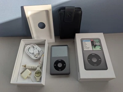 iPod Classic 6.5th 6th/7th Generation Grey Graphite Black 120 GB Box MB565ZO/A  - Image 1 of 4