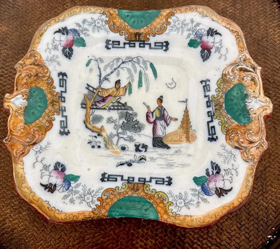 "Antiguo plato cuadrado chino de porcelana de exportación blanco rojo verde 8""" Foto 1 de 4