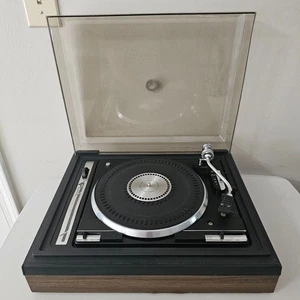 Tocadiscos BSR 978 con base y tapa antipolvo - Imagen 1 de 7