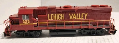 Life-Like Proto 2000 HO Scale GP38-2 Diesel Locomotive Lehigh Valley #323 - Image 1 of 4