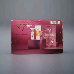 No 7 Skincare Treats Restore & Renew Face & Neck Multi Action Anti-Aging Set - Bild 1 von 3