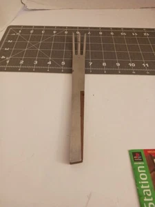 Vintage ART DECO VERNCO 3 PRONG FORK STEEL AND WOOD HANDLE VERY STYLISH 10" - Picture 1 of 8