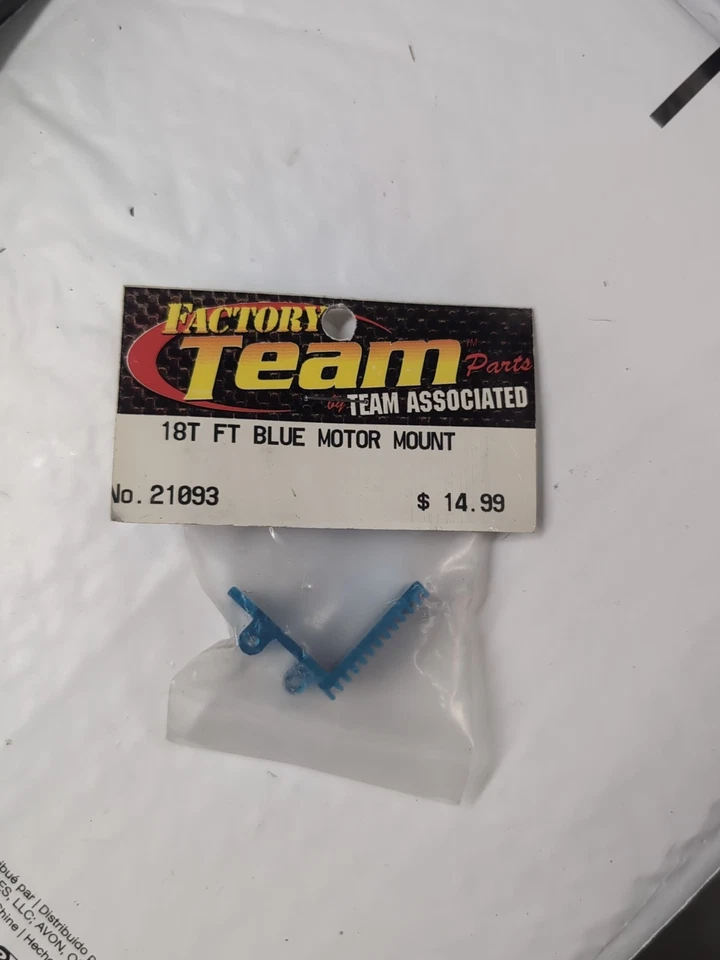RC Associated RC18 Series Finned Motor Mount Set Aluminum Blue Factory (1) 21093 - Image 1 of 1