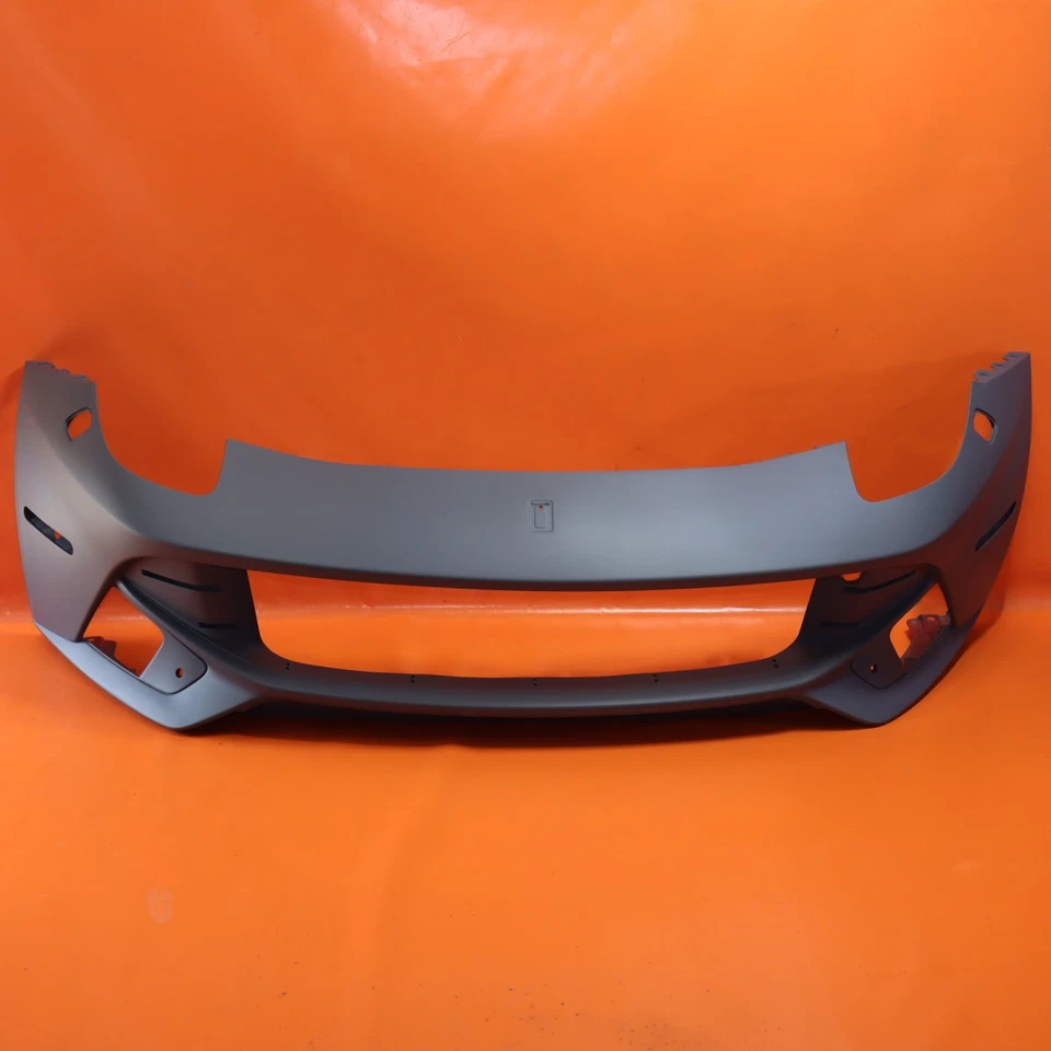 PARA-CHOQUE DIANTEIRO FERRARI F12 BERLINETTA 2013 2014 2015 2016 2017 84361500 RECON - Imagem 1 de 4