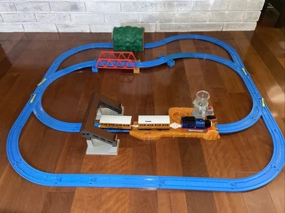 TOMY Thomas & Friends Tren Torre de Agua Juego de Vapor 2006 LEER DESCRIPCIÓN... TAL CUAL  Foto 1 de 4