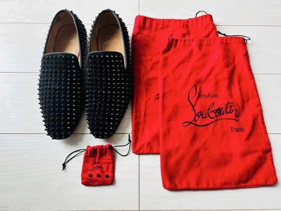 Christian Louboutin scarpe slip-on sneakers borchie EU 41 US 8 nere autentiche - Immagine 1 di 4