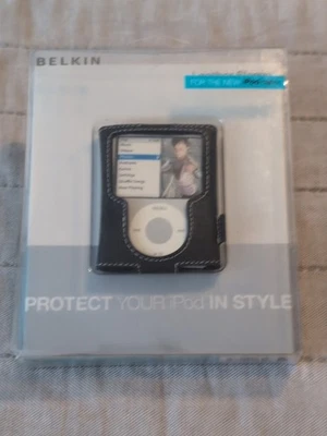 Funda de cuero negra Belkin® para iPod® nano 3G F8Z204-NEGRO Foto 1 de 3