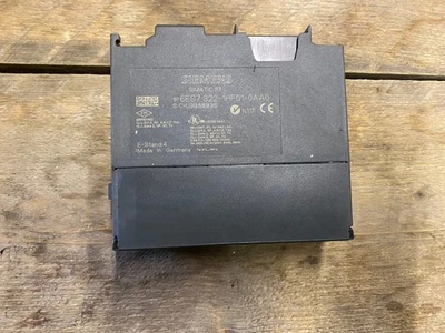 6ES7322-1FF01-0AA0 Siemens Simatic S7 PLC - S7-300 Digital Output SM 3 - Photo 1/3