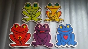 Cardboard Hanging Frog Air Freshener Car Van Home Office Truck Pine Scent - Picture 1 of 6